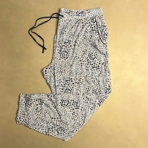Gap Body True Sleep Modal Jogger Blue Leopard Large